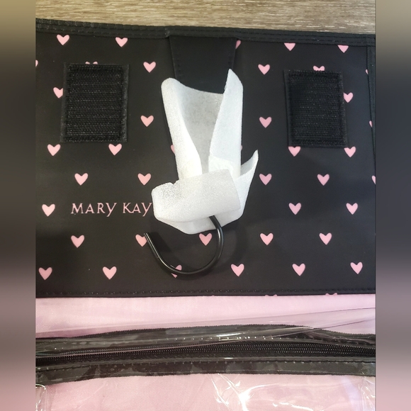 New Mary Kay black with pink heart print large cosmetic toiletry roll up bag - Picture 6 of 6